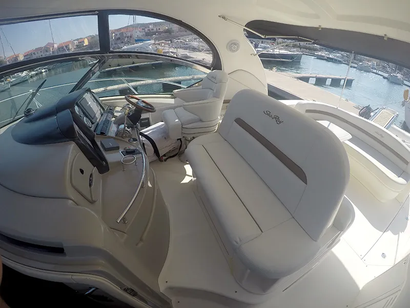 Sea Ray 455 Sundancer